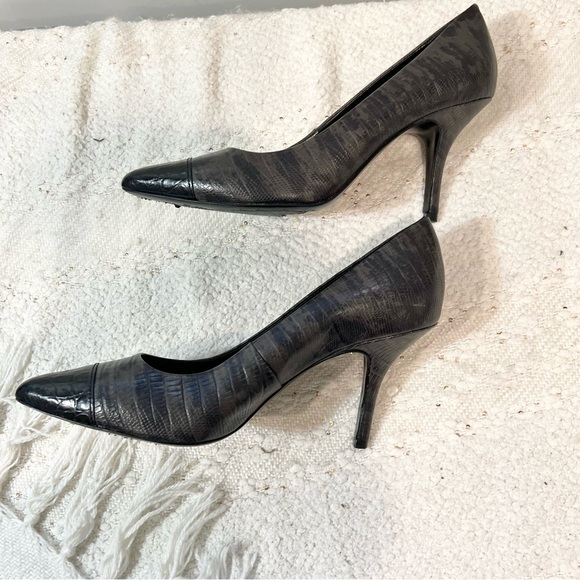 Tory Burch Heels Gray/Black Snake and Croc Print Leather Pointed Toe Pumps 9.5 - Picture 8 of 12
